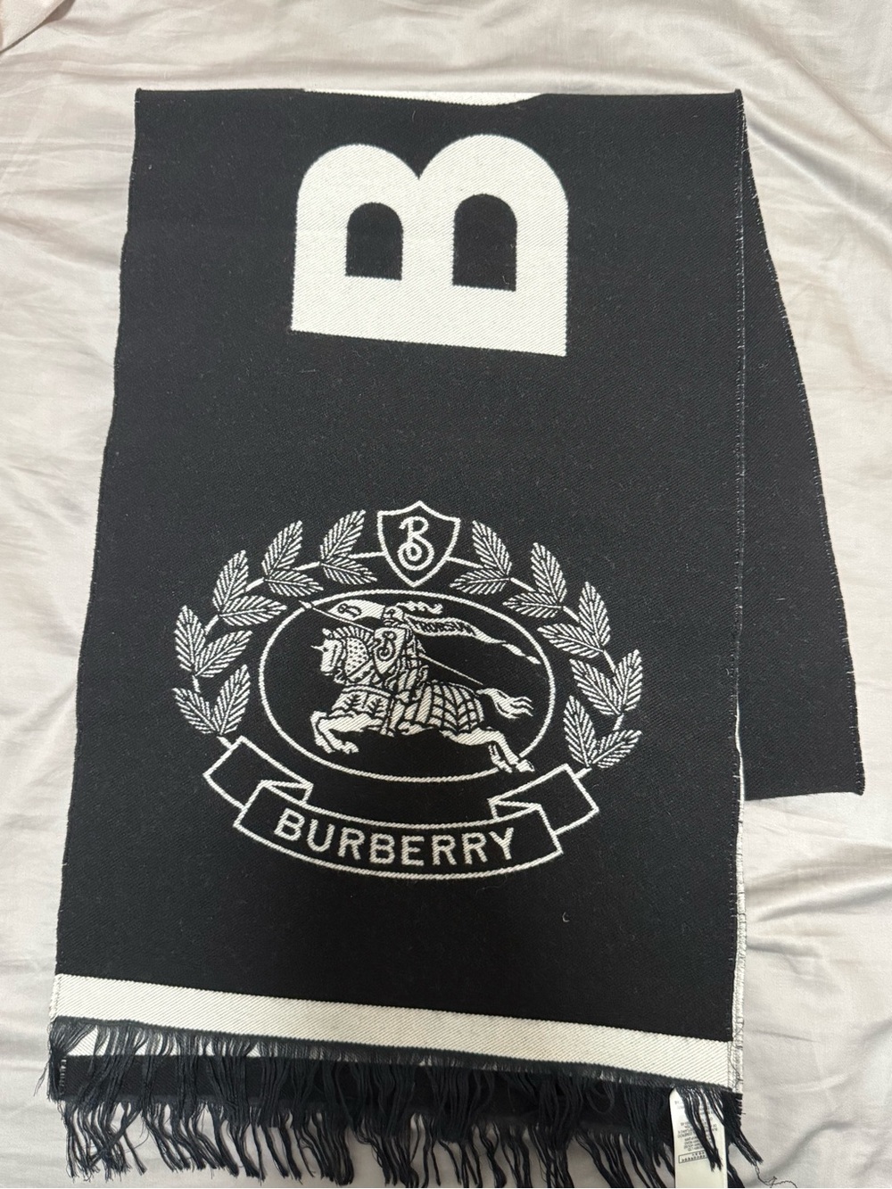 Burberry Black & White Logo wool Scarf